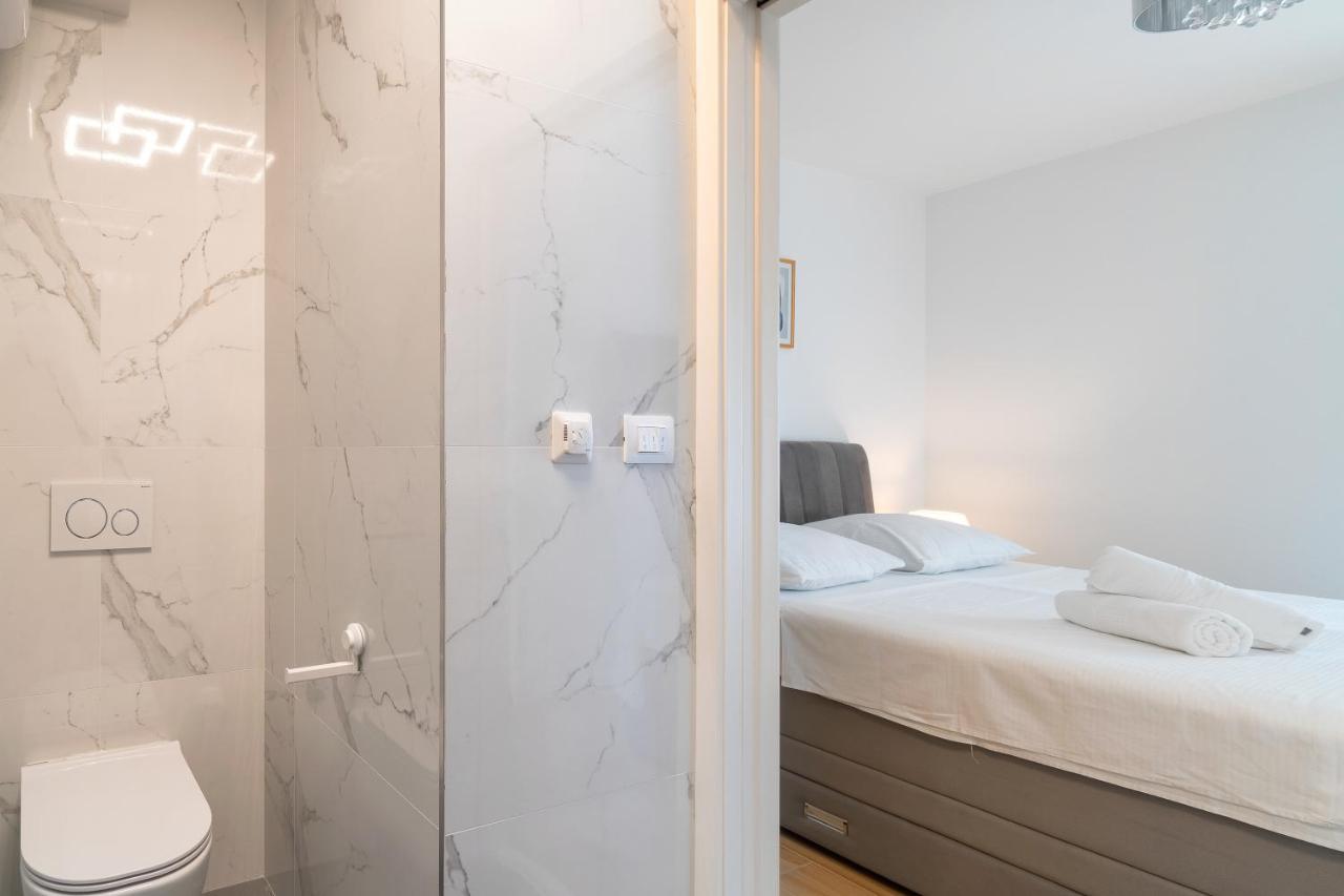 Golden Luxury Apartment Split Bagian luar foto