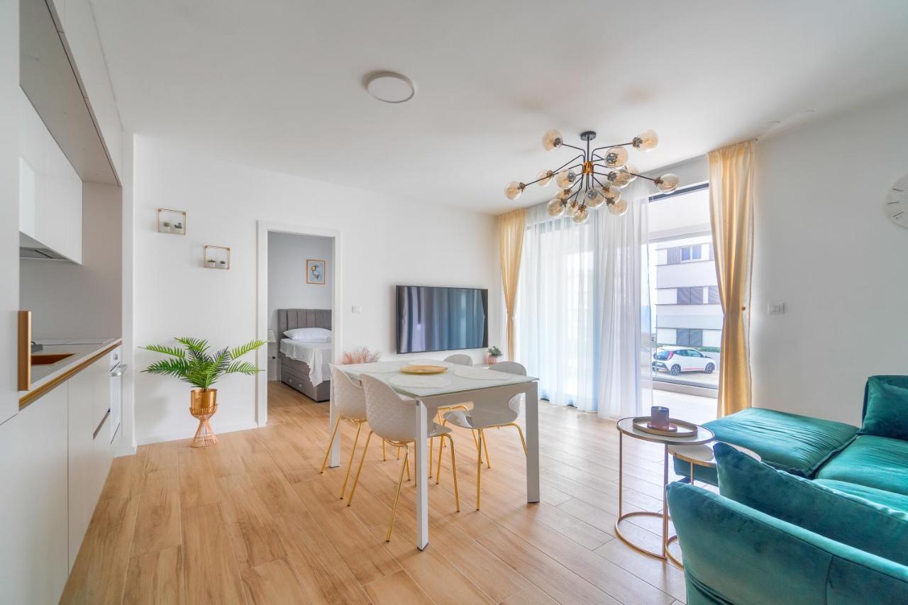 Golden Luxury Apartment Split Bagian luar foto
