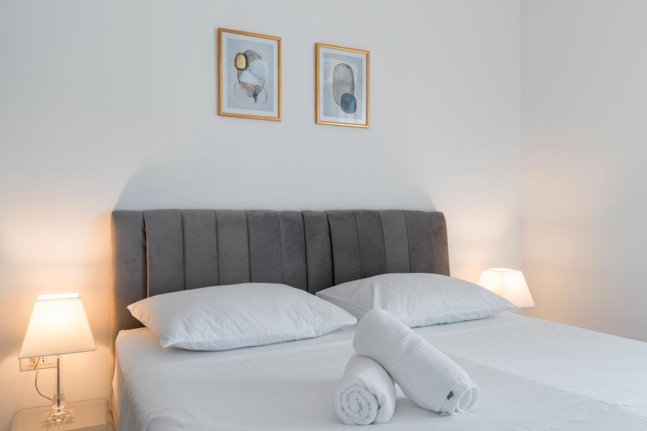 Golden Luxury Apartment Split Bagian luar foto